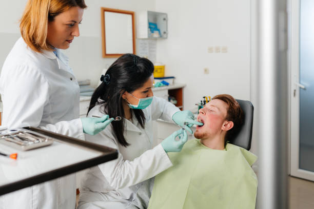 Best Broken or Cracked Tooth Emergency Dentist in Fairfield, AL